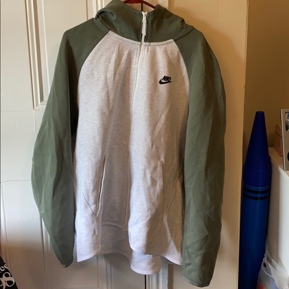 Nike Sportswear Tech Fleece Full-zip Hoodie